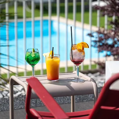 Novotel Grenoble Nord Отель