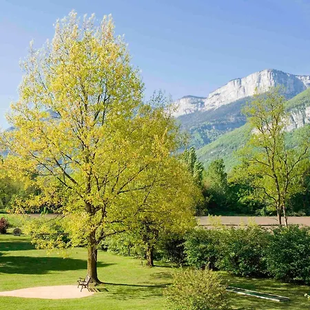 Novotel Grenoble Nord 4*