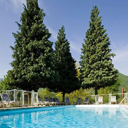 Hotel Novotel Grenoble Nord 4*