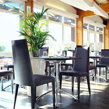 Novotel Grenoble Nord Hotel 4*