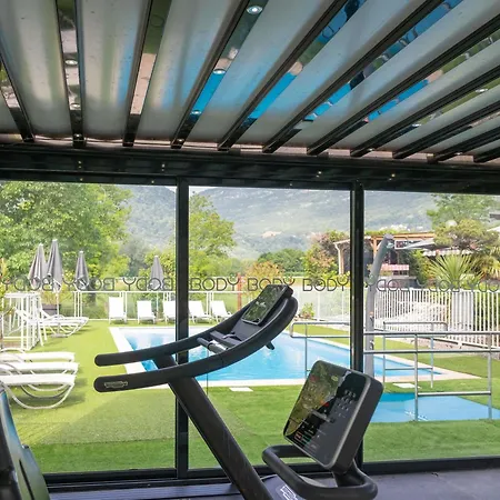 Hotel Novotel Grenoble Nord 4*