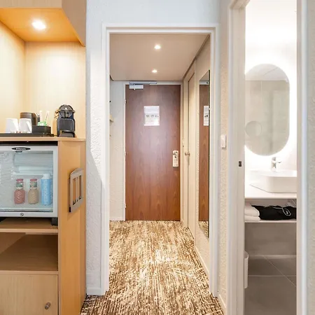 Szálloda Novotel Grenoble Nord 4*