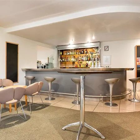 Novotel Grenoble Nord 4*