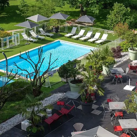 Novotel Grenoble Nord Hotel