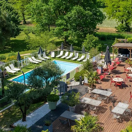 Novotel Grenoble Nord Hotel Voreppe