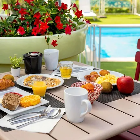 Novotel Grenoble Nord Hotel