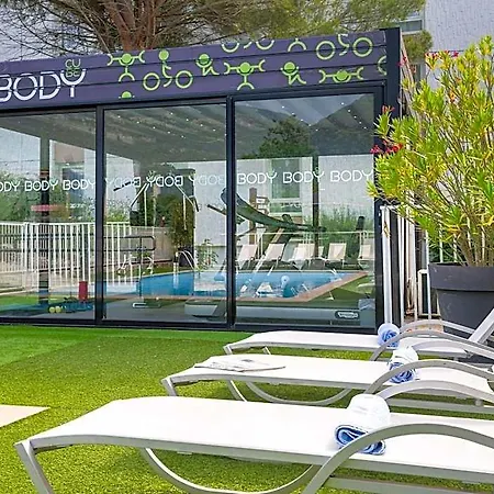 Otel Novotel Grenoble Nord